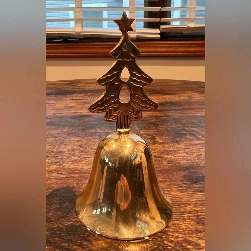 VINTAGE: Solid brass bell.